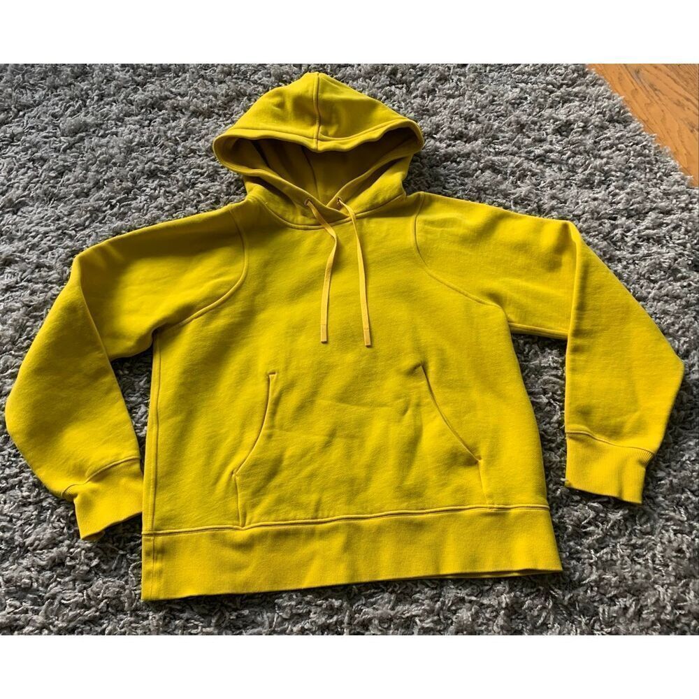 LULULEMON SCUBA yellow PULLOVER HOODIE SWEATSHIRT sz 6